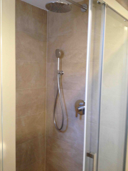 Baño 4 Rios Rosas, Barcelona