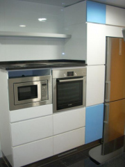 Horno a misma altura que microondas. Reforma integral Cocina Carlos III. Les Corts. Barcelona