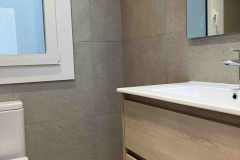 Sencillo pero funcional baño. Septimania, Gràcia. Barcelona