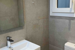 Lavabo fondo reducido. Carrer Septimania, Gràcia. Barcelona