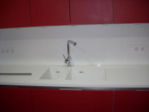 regadera de silestone blanco Zeus. Reforma Sarrià-Sant Gervasi. Barcelona