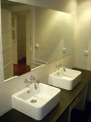 Lavabo con 2 picas en Gotico. Barcelona